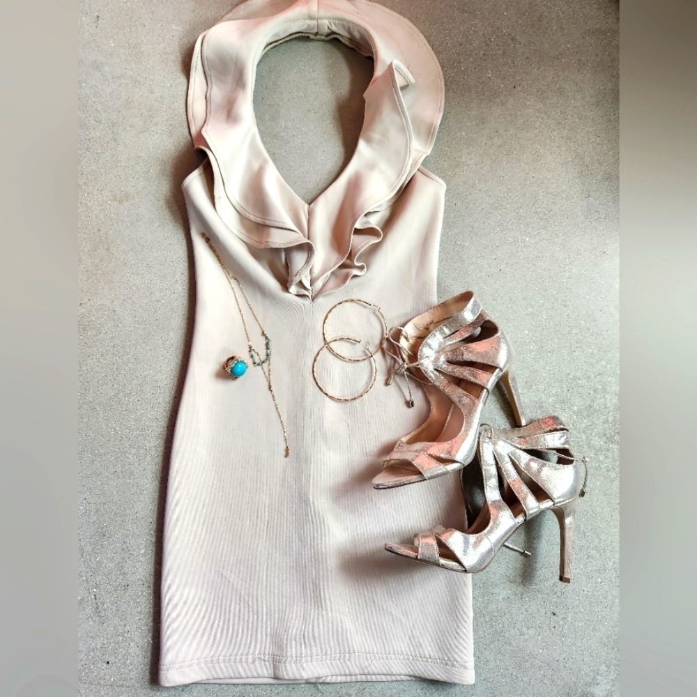Puff Ruffle Collar body dress